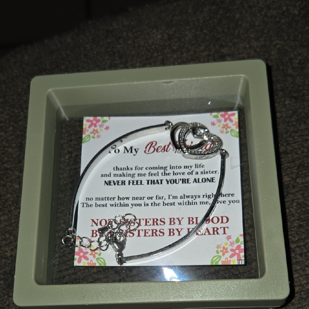 Brand New Silver Heart Charm Bracelet